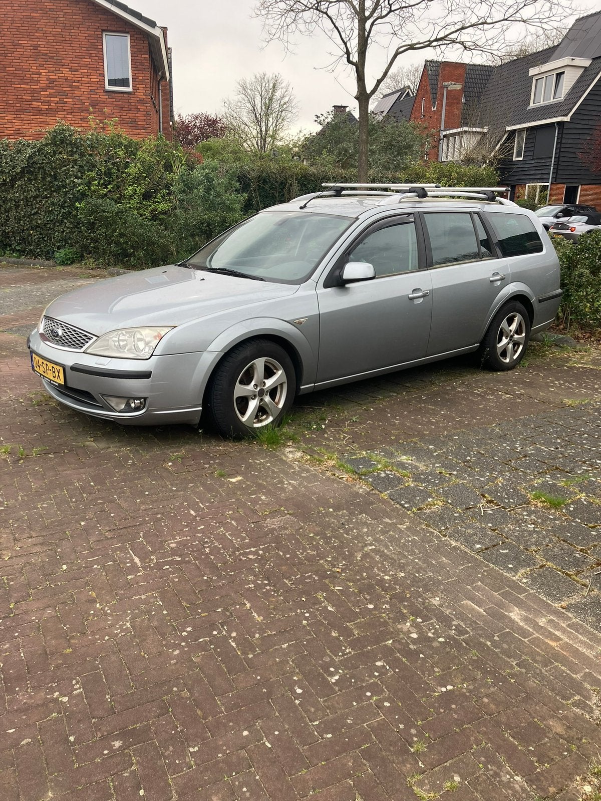 Ford Mondeo 2.0 16V 107KW Wagon AUT 2006 Grijs, Auto's, Ford, 145 pk, 730 kg, 1800 kg, 1370 kg