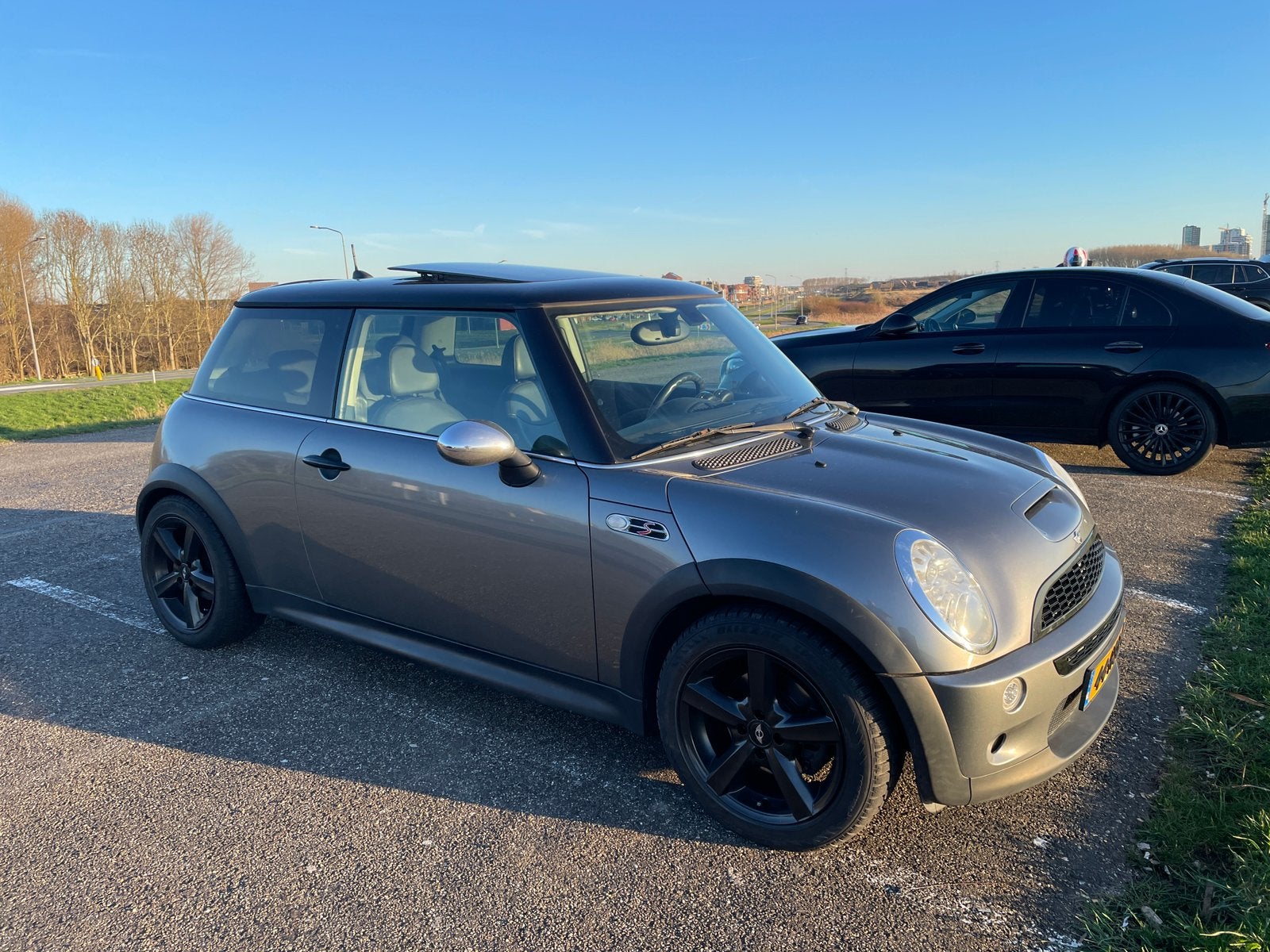 Mini 1.6 16V Cooper S 2005 Grijs, Auto's, Voorwielaandrijving, Zwart, 4 cilinders, Cruise Control