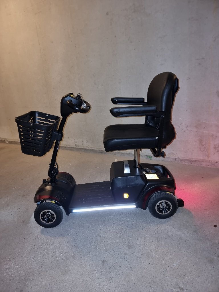 Z.G.A.N Scootmobiel, Ophalen, Zo goed als nieuw, 16 t/m 25 km, 10 km/u of minder