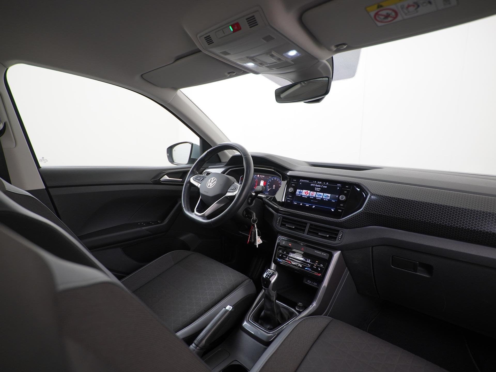 Volkswagen T-Cross 1.0 TSI Style | Trekhaak | Camera | Stoel, Voorwielaandrijving, Gebruikt, Euro 6, Automatische klimaatregeling