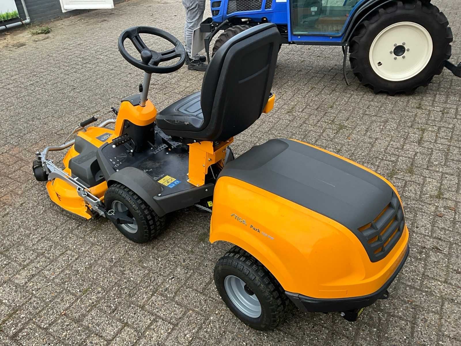 2018 Stiga Park 720 PW Zitmaaier, Maaier