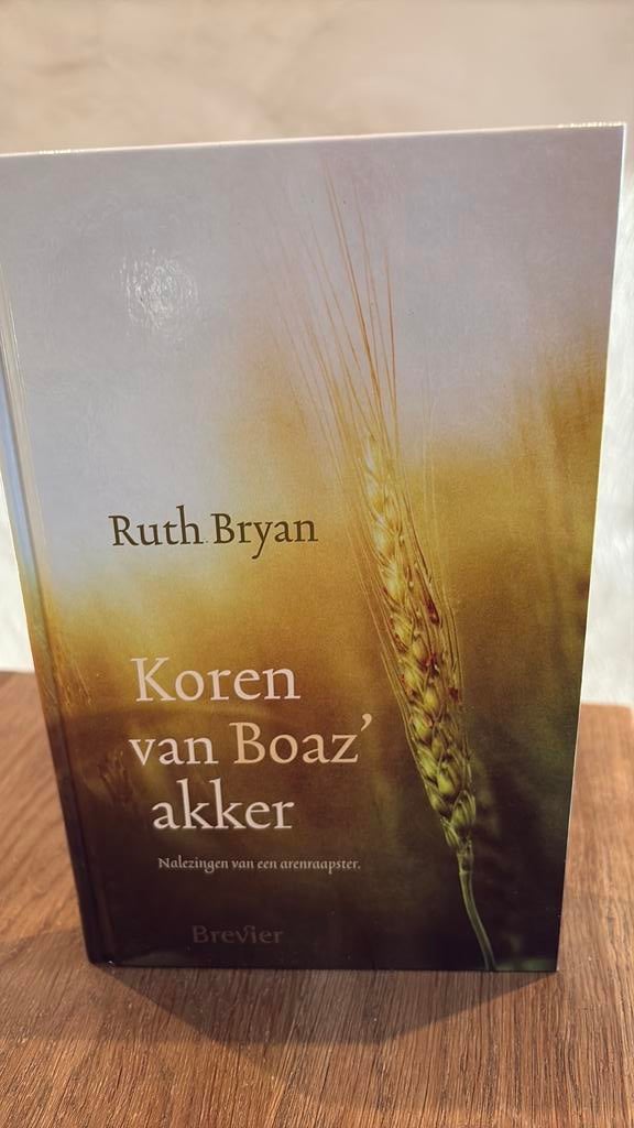 KR-1 Ruth Bryan - Koren van Boaz' akker, Ophalen of Verzenden, Zo goed als nieuw, Ruth Bryan