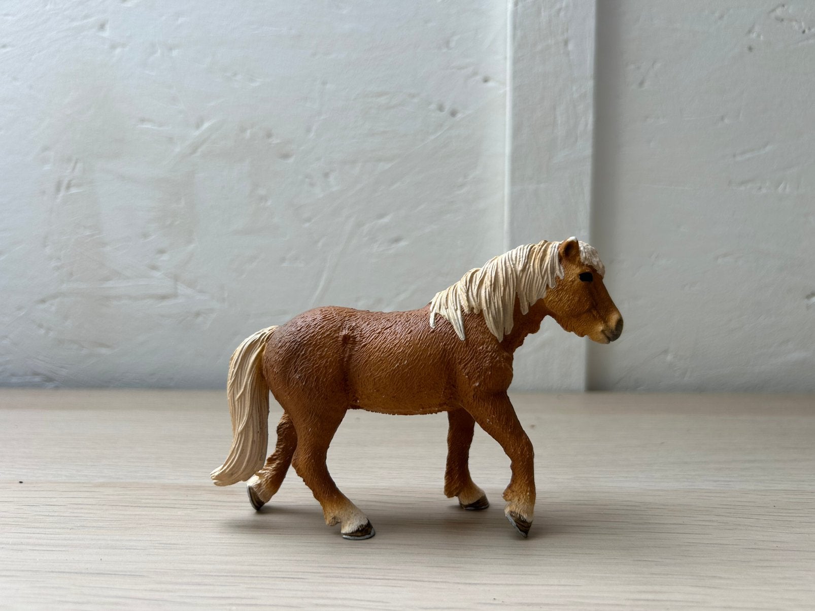 Schleich ijslander merrie, Ophalen of Verzenden, Zo goed als nieuw, Paard, Beeldje of Figuurtje