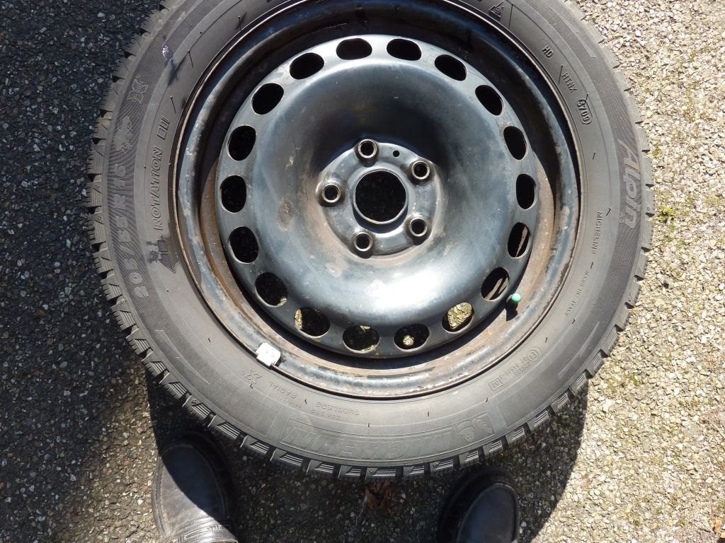 Michelin Winterbanden met stalen velg 6,5jx16h2 et42, Ophalen, Gebruikt, 16 inch, Banden en Velgen