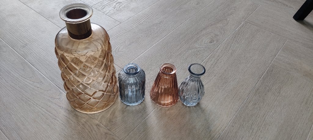 Vaasjes, Huis en Inrichting, Ophalen, Zo goed als nieuw, Glas