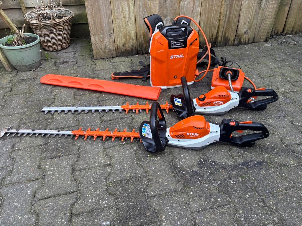 Stihl accu set ar3000l hsa94t en hsa94r, Ophalen, Zo goed als nieuw