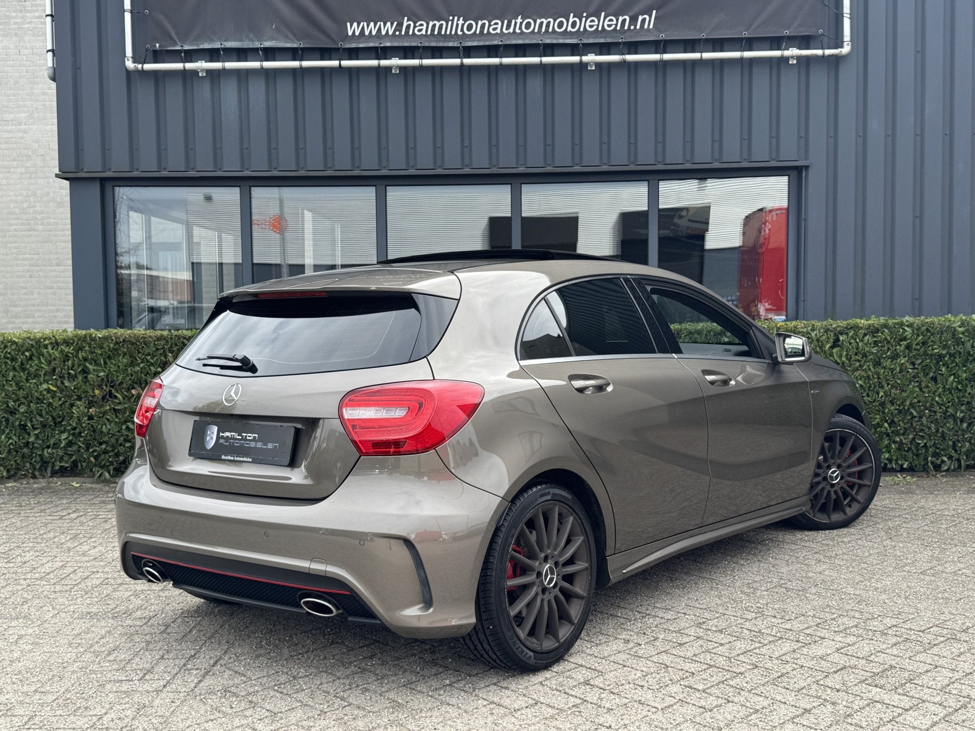 Mercedes-Benz A-Klasse 250 AMG 211pk Aut. Sport Ambition Xen, Bi-Xenon koplampen, Gebruikt, Zwart, 4 cilinders