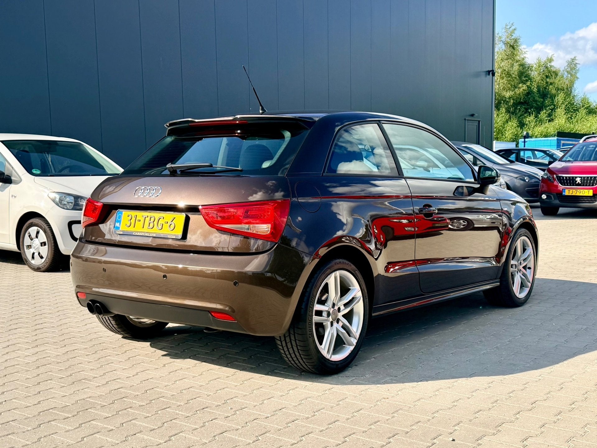 Audi A1