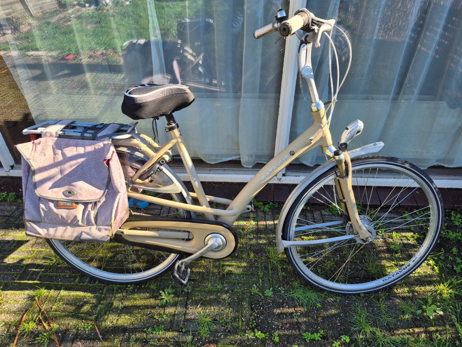 Batavus fiets inclusief slot en fietstas, Ophalen, Velgrem, Versnellingen, Batavus