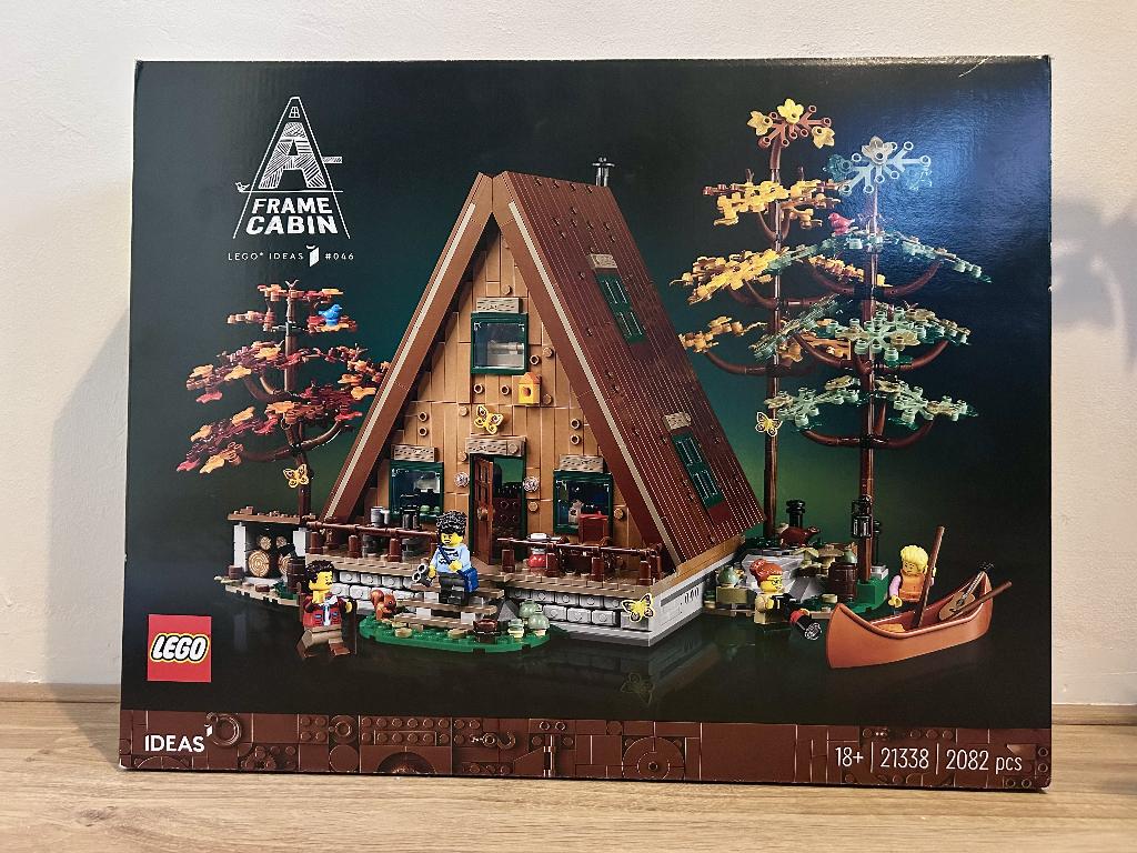 Lego 21338 -  A-frame boshut, Ophalen, Lego, Zo goed als nieuw, Compleet