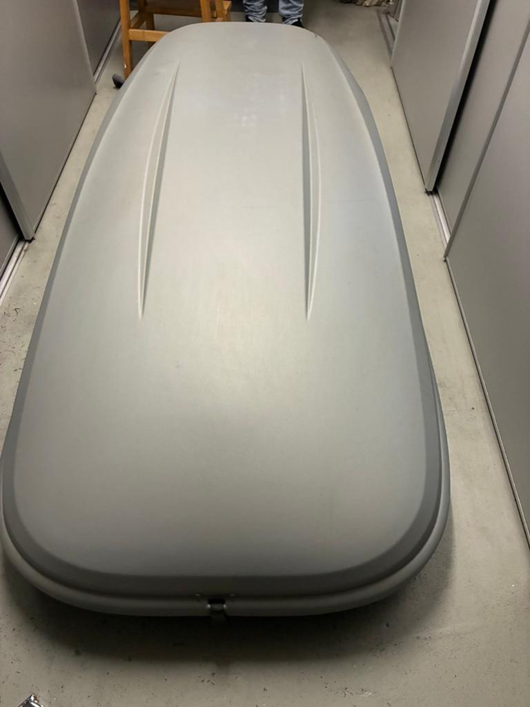 Grote dakkoffer /  680 liter – ideaal voor vakantie / Tesla, Auto diversen, Dakkoffers, Ophalen, Gebruikt