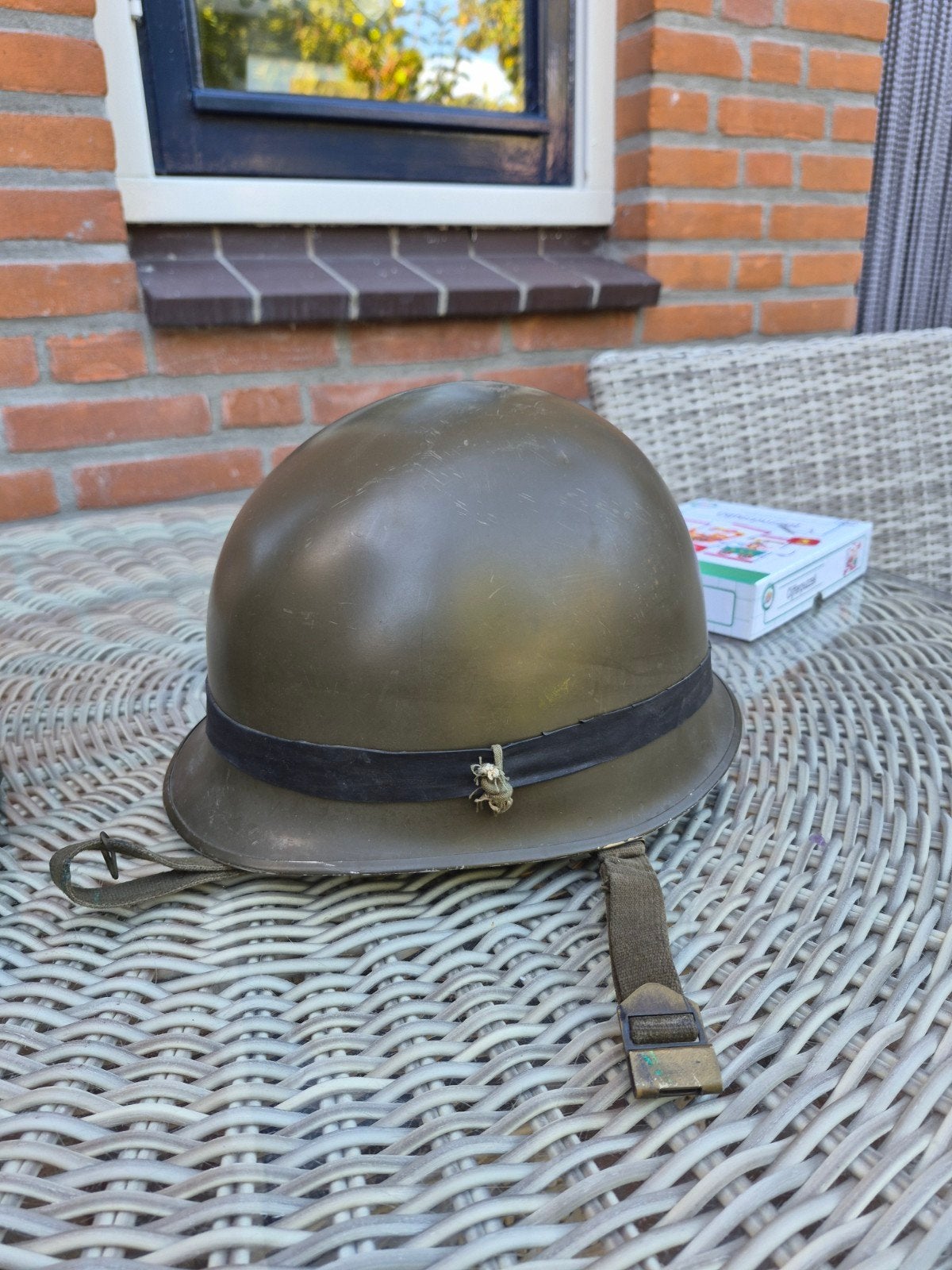 Vintage Nederlandse Legerhelm - M53 Model, Verzamelen, Ophalen, Landmacht, Nederland, Helm of Baret