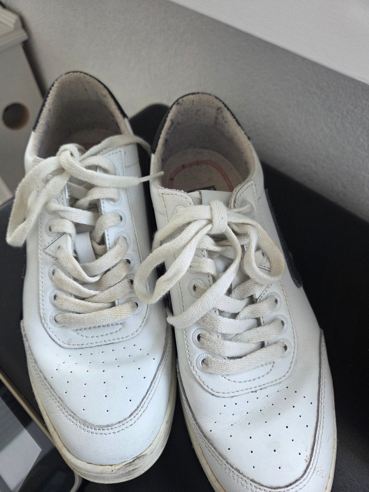 Hub sneackers, Ophalen of Verzenden, Zo goed als nieuw, Wit, Sneakers of Gympen