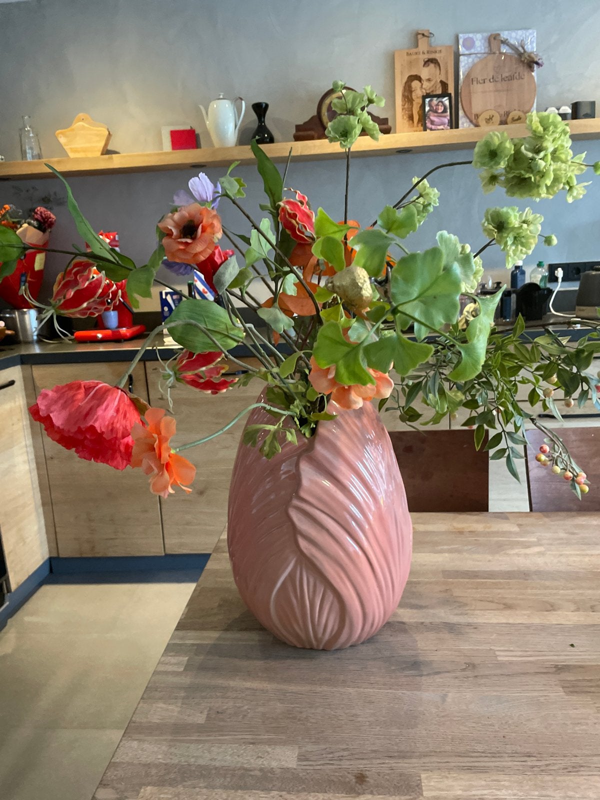 Roze/zalm vaas nieuw, Met patroon/structuur, 35 cm, Nieuw, Ophalen of Verzenden