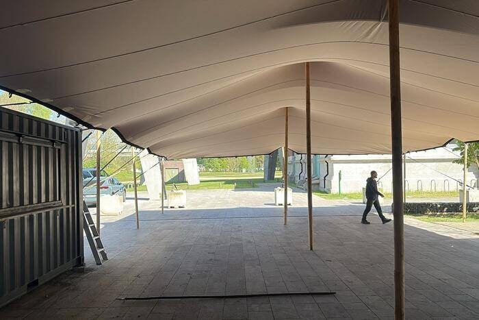 Stretchtent 21 x 15 m, nieuw, 4-laags doek, complete set, Ophalen, Partytent, 6 meter of meer, Nieuw