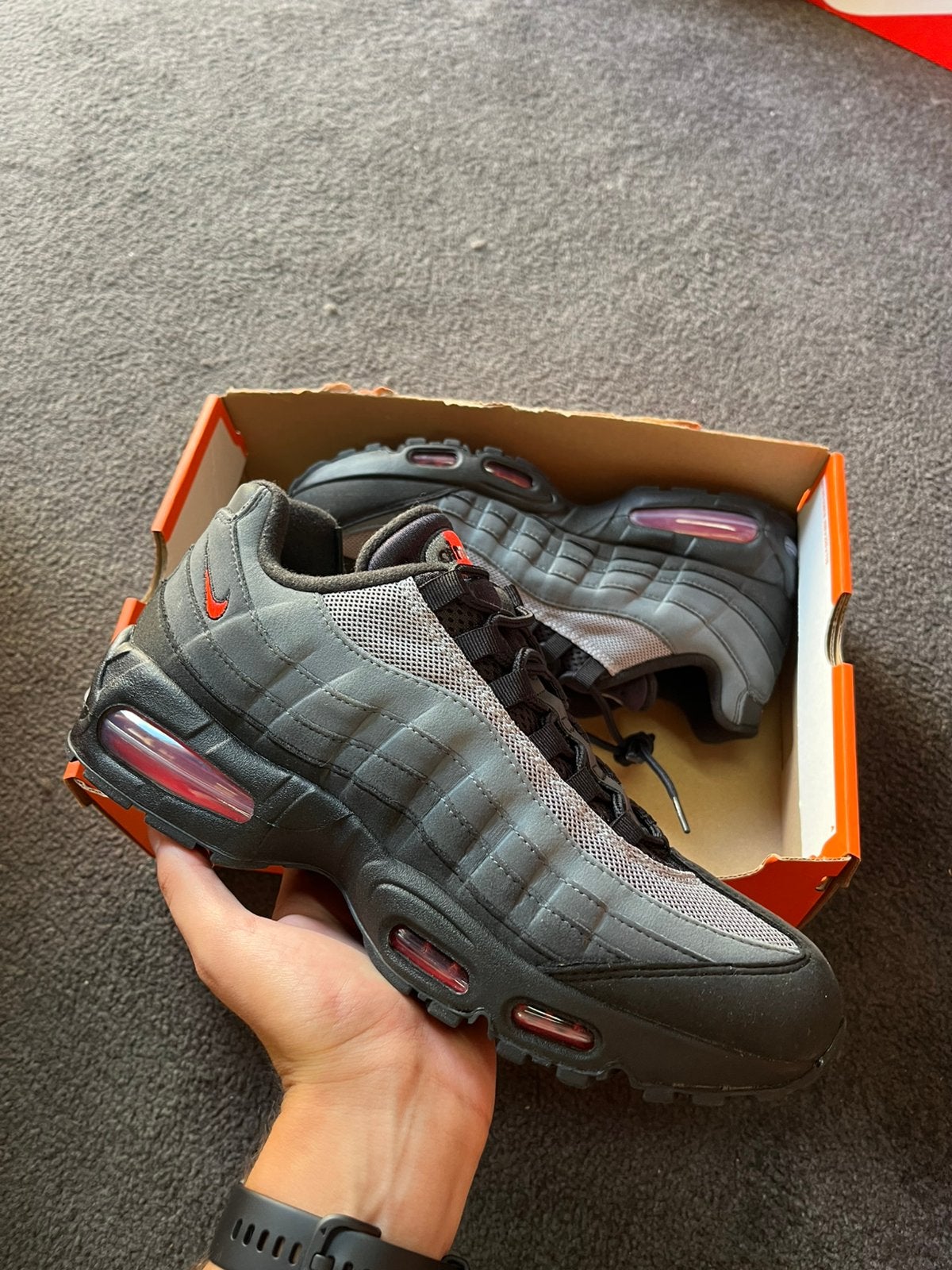 Nike Air Max 95 OG Zwart Oranje - Maat 43, Kleding | Heren, Schoenen, Zwart, Nieuw, M, Ophalen of Verzenden