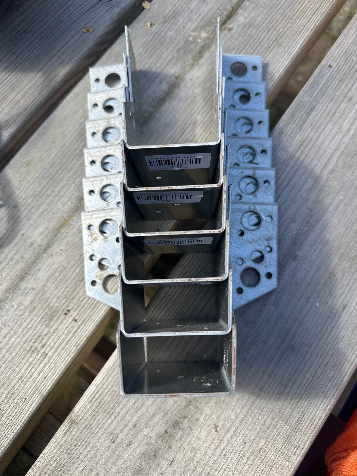 6 stuks nieuwe balkdragers, Doe-het-zelf en Verbouw, IJzerwaren en Bevestigingsmiddelen, Ophalen of Verzenden, Nieuw, 100 tot 250 mm