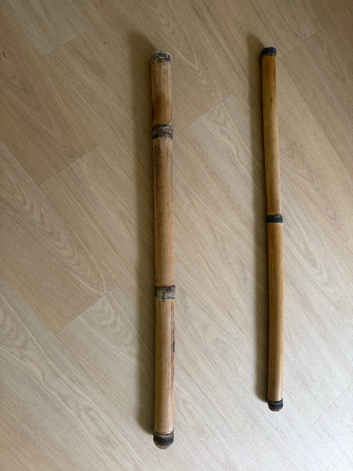 2 x Didgeridoo bamboe, handgemaakt, 1.20 lang, Muziek en Instrumenten, Blaasinstrumenten | Didgeridoos, Ophalen, Gebruikt