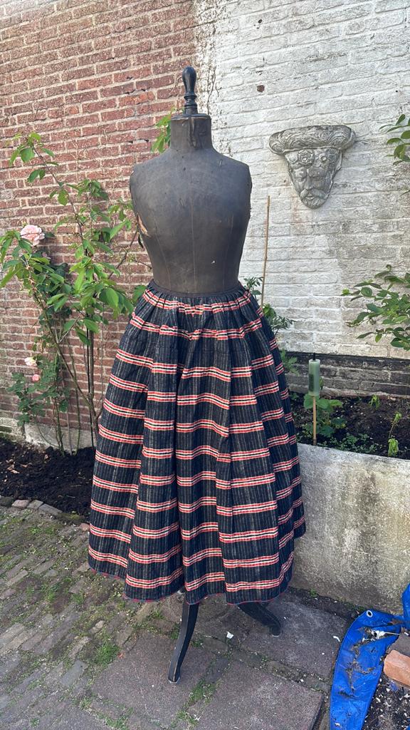 Noordelijke klederdracht onderrok, Ophalen of Verzenden, Dames