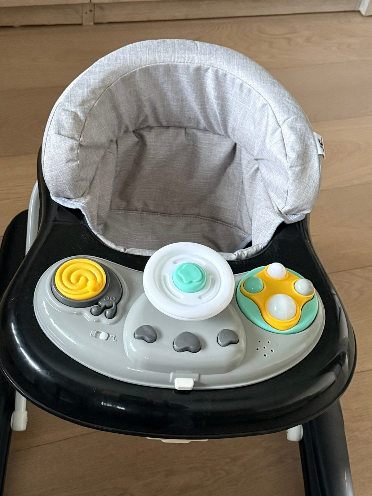 Loopstoel slechts 1 keer gebruikt., Kinderen en Baby's, Ophalen, Zo goed als nieuw, Verstelbaar