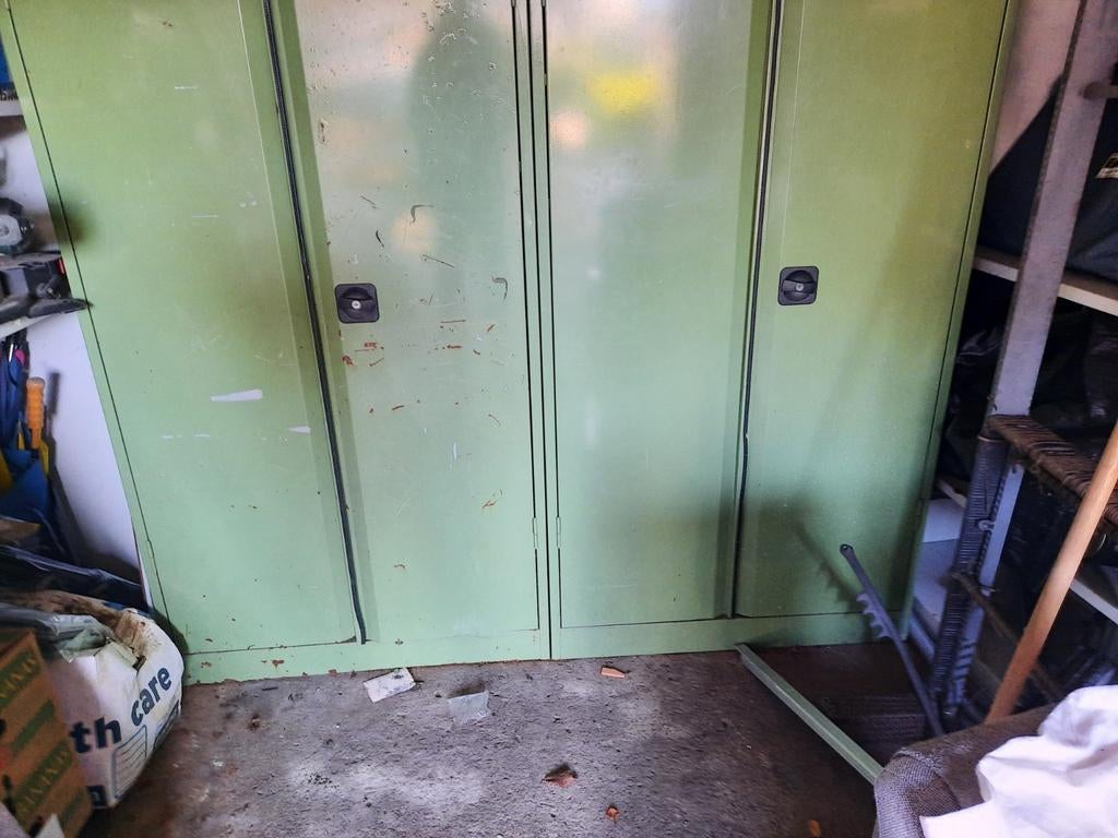 Groene metalen lockerkast, Ophalen of Verzenden