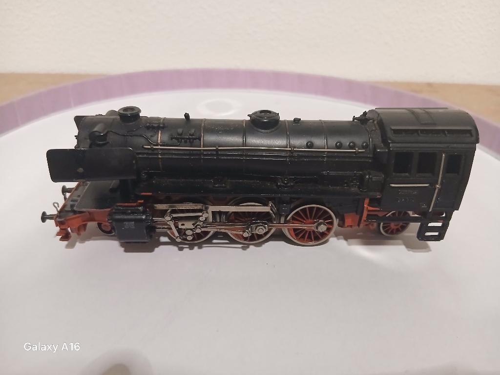 Marklin Stoomloc met tender DB 23014/HO3005, Wisselstroom, Gebruikt, Analoog, Märklin