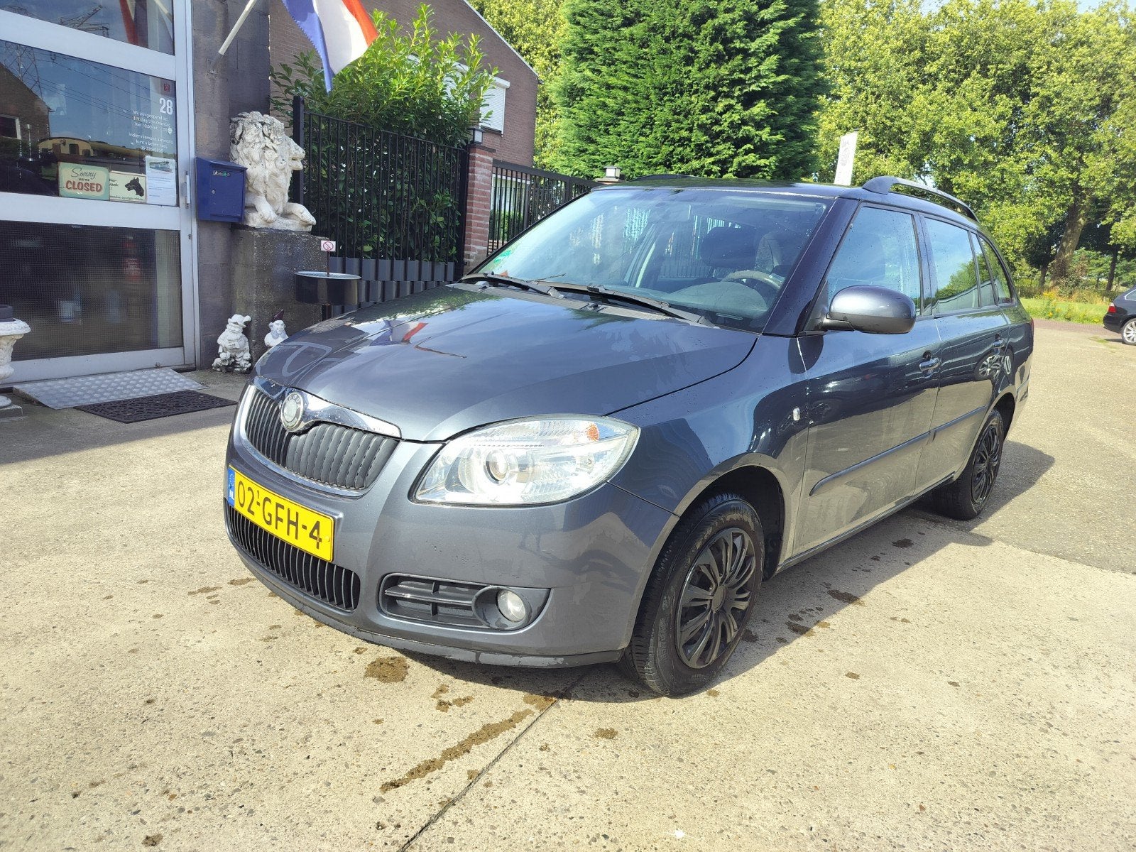 Skoda Fabia 1.6 16V Combi 2008 Grijs, Auto's, Voorwielaandrijving, 450 kg, 4 cilinders, 49 €/maand