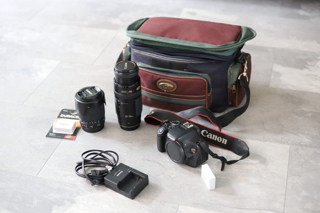Canon EOS 600D / Rebel T3i + objectieven + tas, Gebruikt, Spiegelreflex, Canon, Lensdop