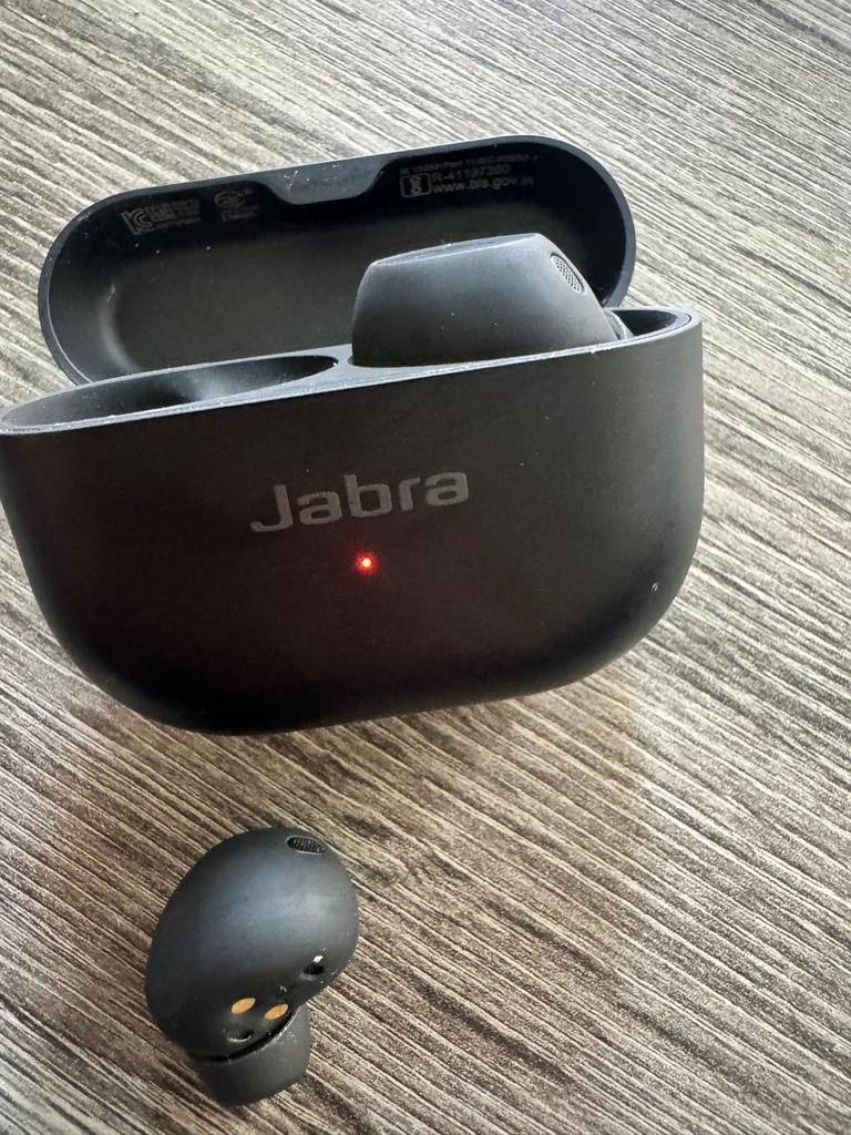 Jabra Elite5 oordopjes met oplaadcase, Ophalen of Verzenden, Zo goed als nieuw, Overige merken, Draadloos