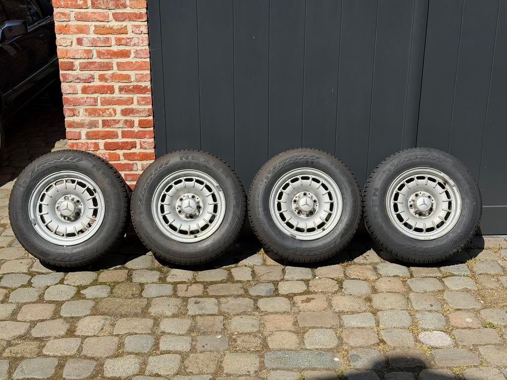 4 Originele Mercedes Fuchs Kroonkurkvelgen 14” + MS banden, Auto-onderdelen, Banden en Velgen, 14 inch, Gebruikt, Banden en Velgen