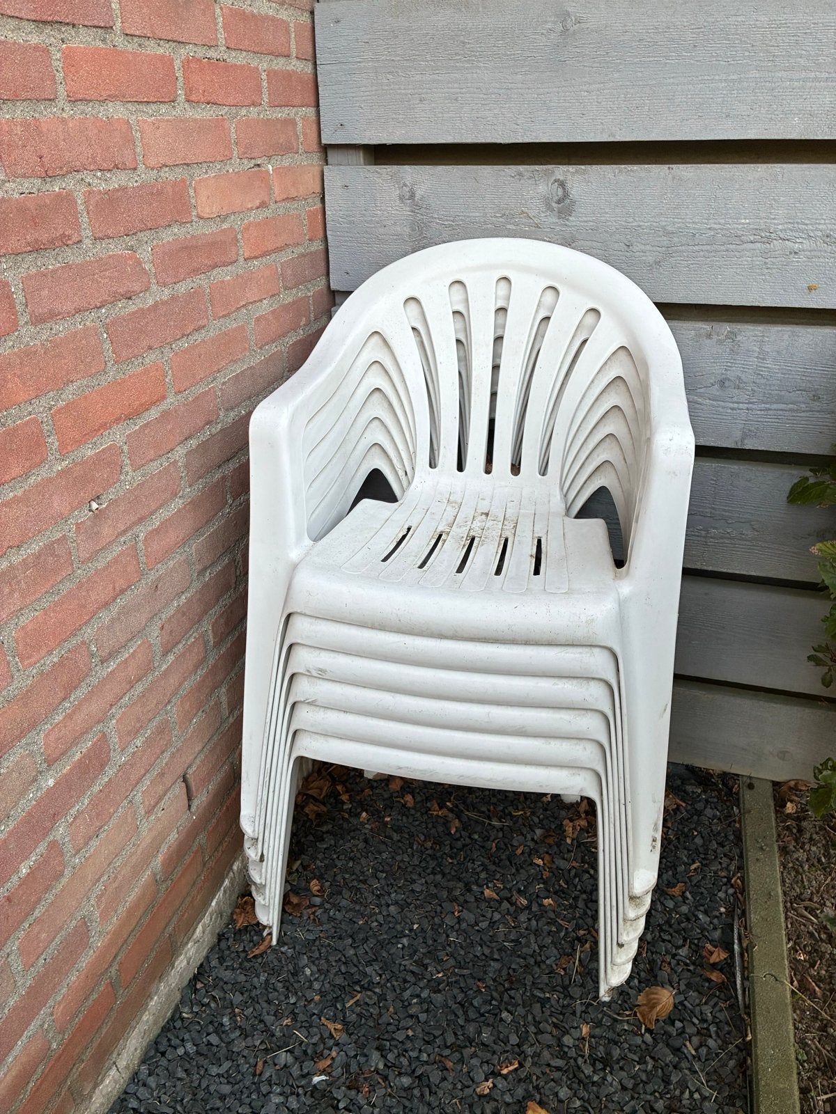 Set van 6 witte kunststof tuinstoelen, stapelbaar, Ophalen, Gebruikt, Kunststof, Stapelbaar