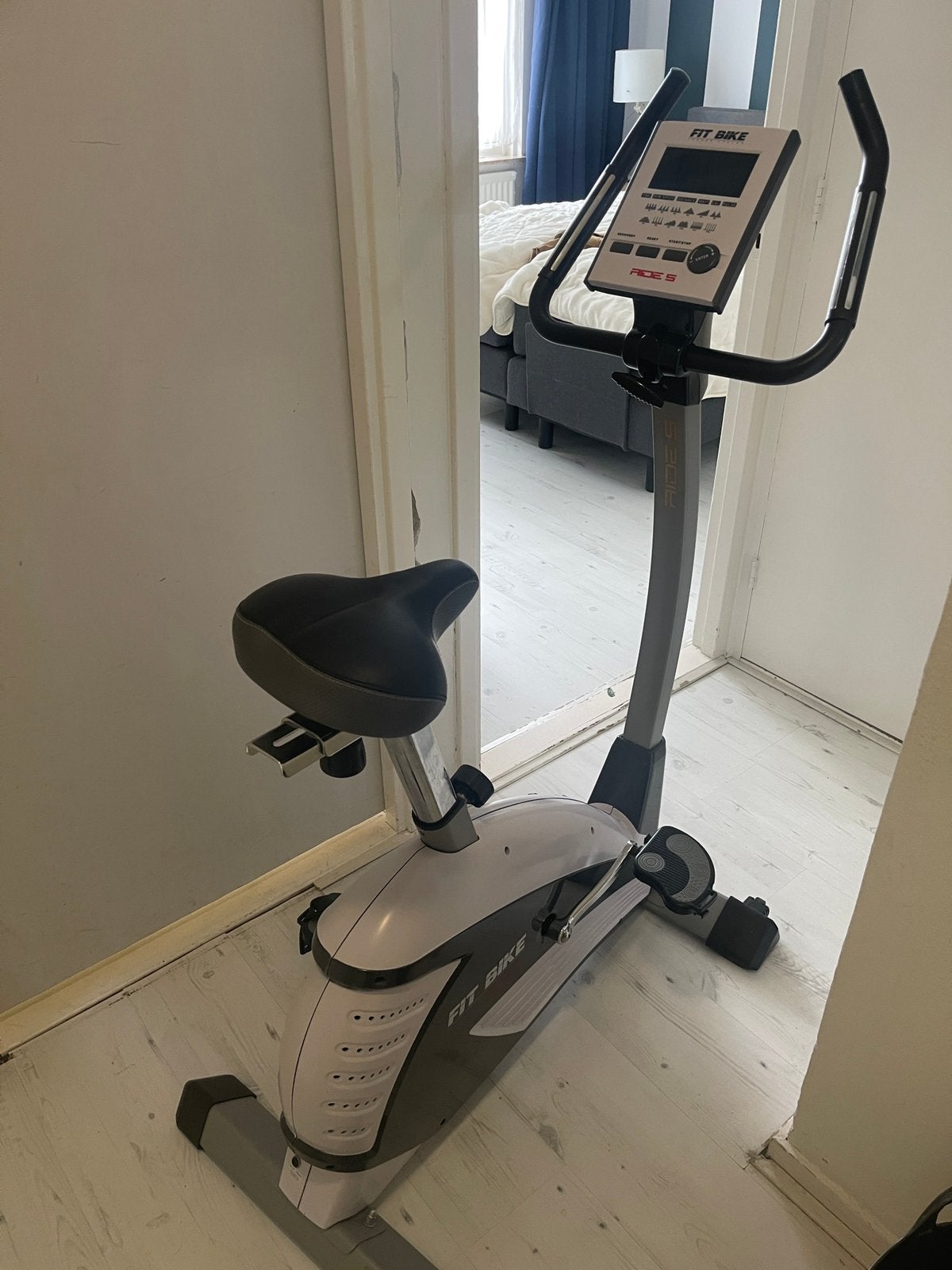 Fitbike ride 5, Sport en Fitness, Ophalen, Zo goed als nieuw, Hometrainer