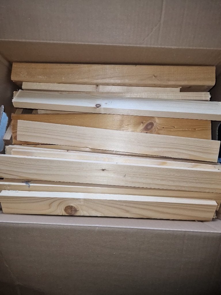 Gratis stook hout - Aanmaak hout - 7 verhuis dozen vol, Minder dan 3 m³, Ophalen