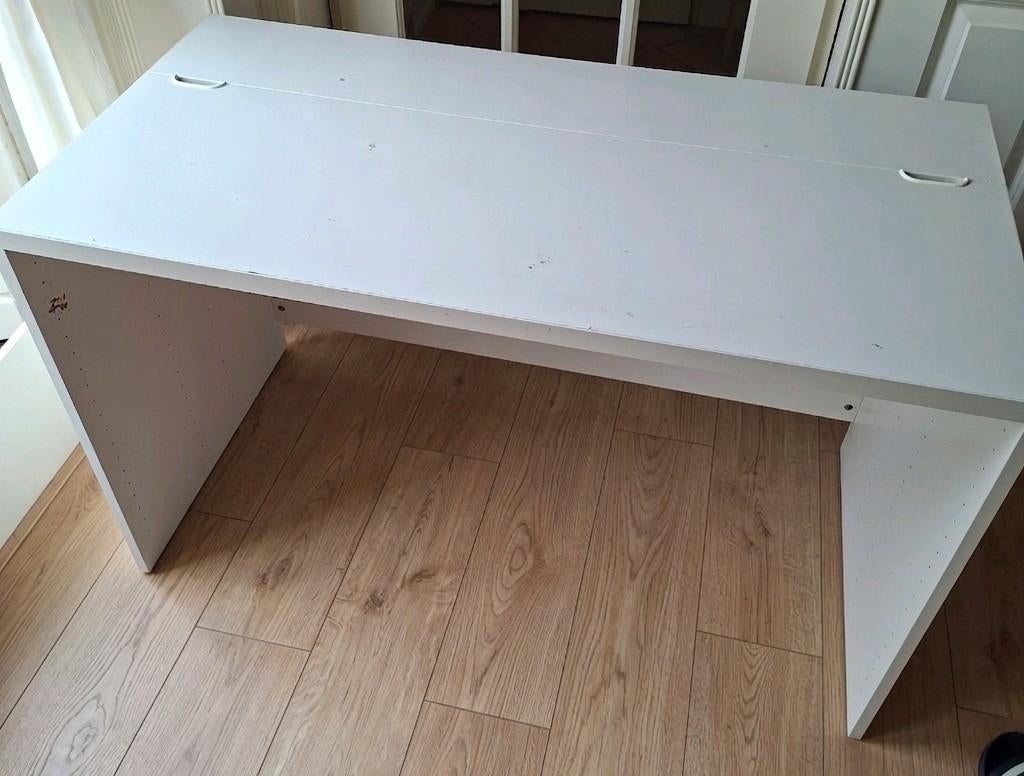 Ikea Besta bureau 120 x 60 cm, Ophalen, Gebruikt, 120 cm, IKEA