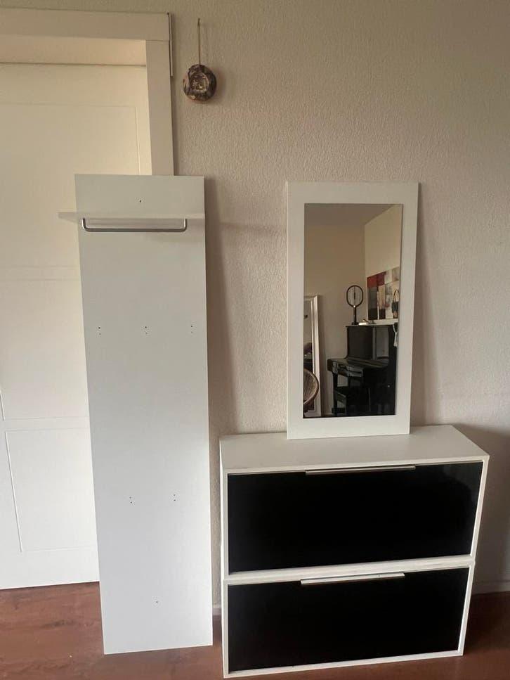 GRATIS: Schoenenkast / Halmeubel met spiegel en kapstok, Huis en Inrichting, Ophalen, Gebruikt
