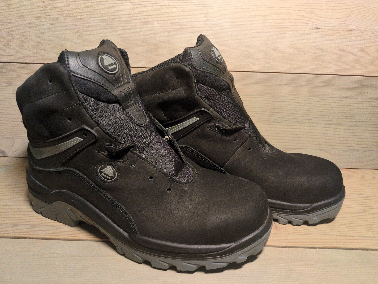 Nieuwe Bata Industrials veiligheidsschoenen, maat 42, Ophalen of Verzenden, Nieuw
