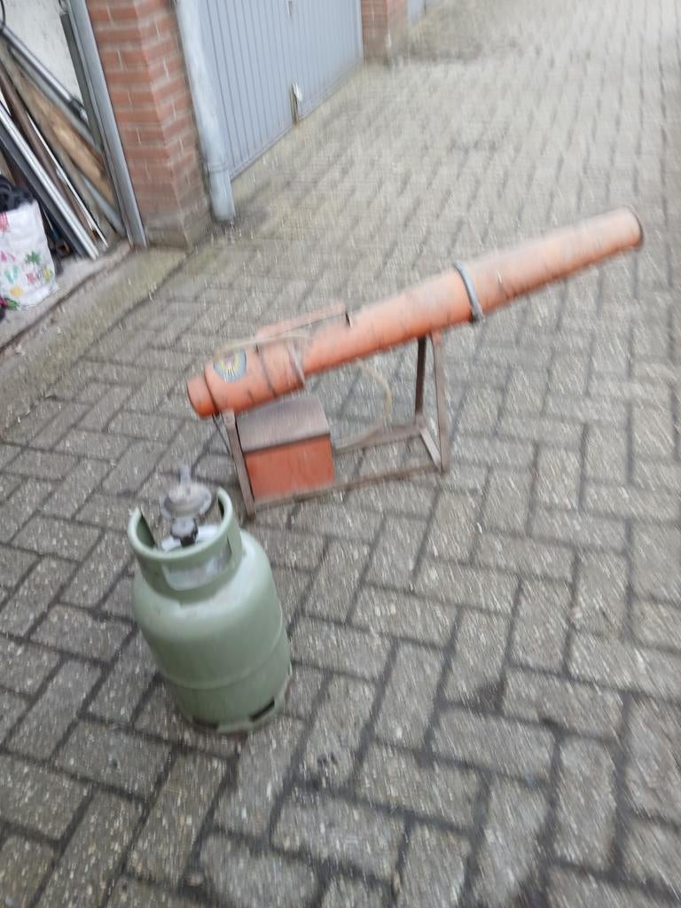 Vogel verjager, Ophalen