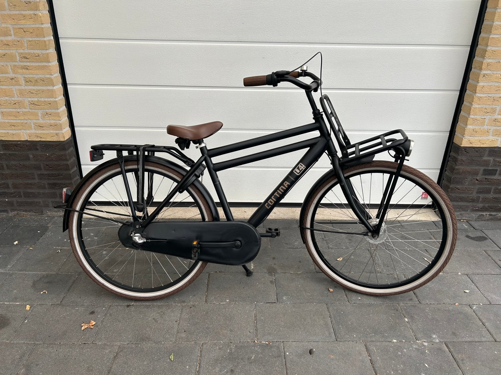 Cortina U4 26 inch Zwart Matt Jongesfiets, Fietsen en Brommers, Fietsen | Jongens, Terugtraprem, Versnellingen, Zo goed als nieuw