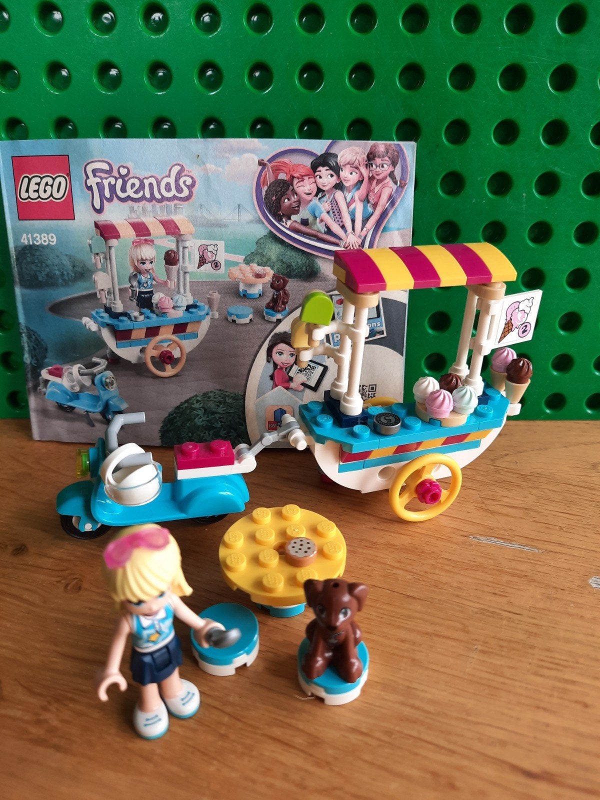 Lego Friends 41389 IJskar met Stephanie en hondje, Ophalen of Verzenden, Gebruikt