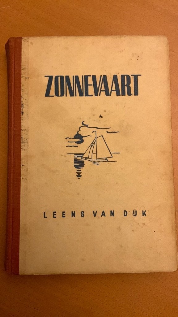 Zonnevaart - Leens van Dijk, Ophalen of Verzenden, Zo goed als nieuw