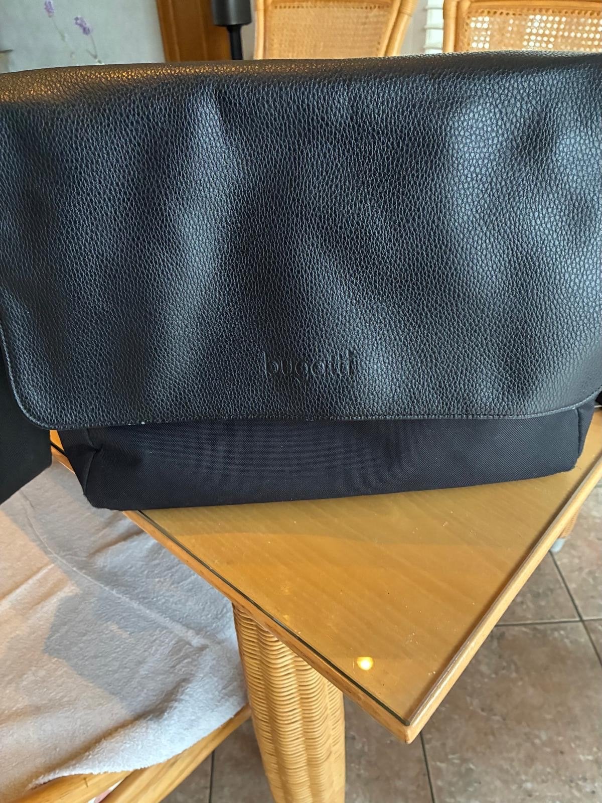 Bugatti schoudertas/laptoptas, zwart, Ophalen of Verzenden, Gebruikt, Zwart, Overige merken
