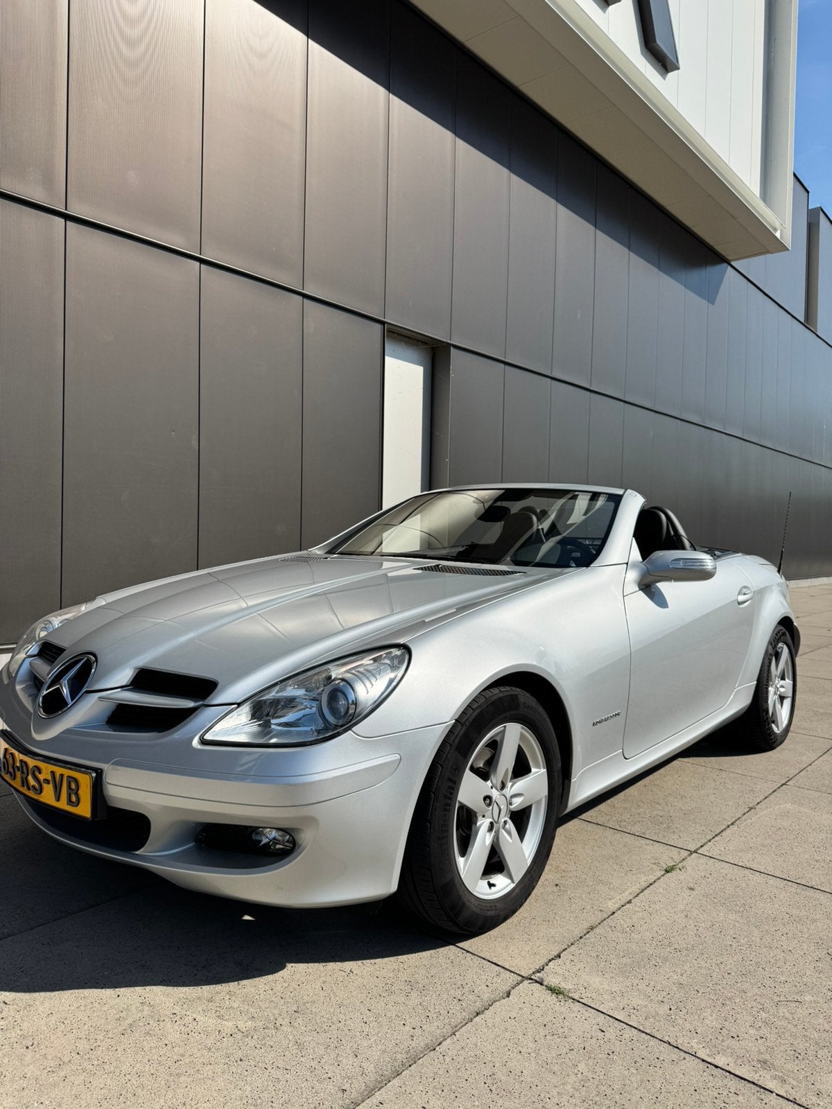 Mercedes-Benz SLK 1.8 Slk200 Kompr Roadster AUT 2004 Grijs, Auto's, Automaat, Achterwielaandrijving, Zwart, 4 cilinders