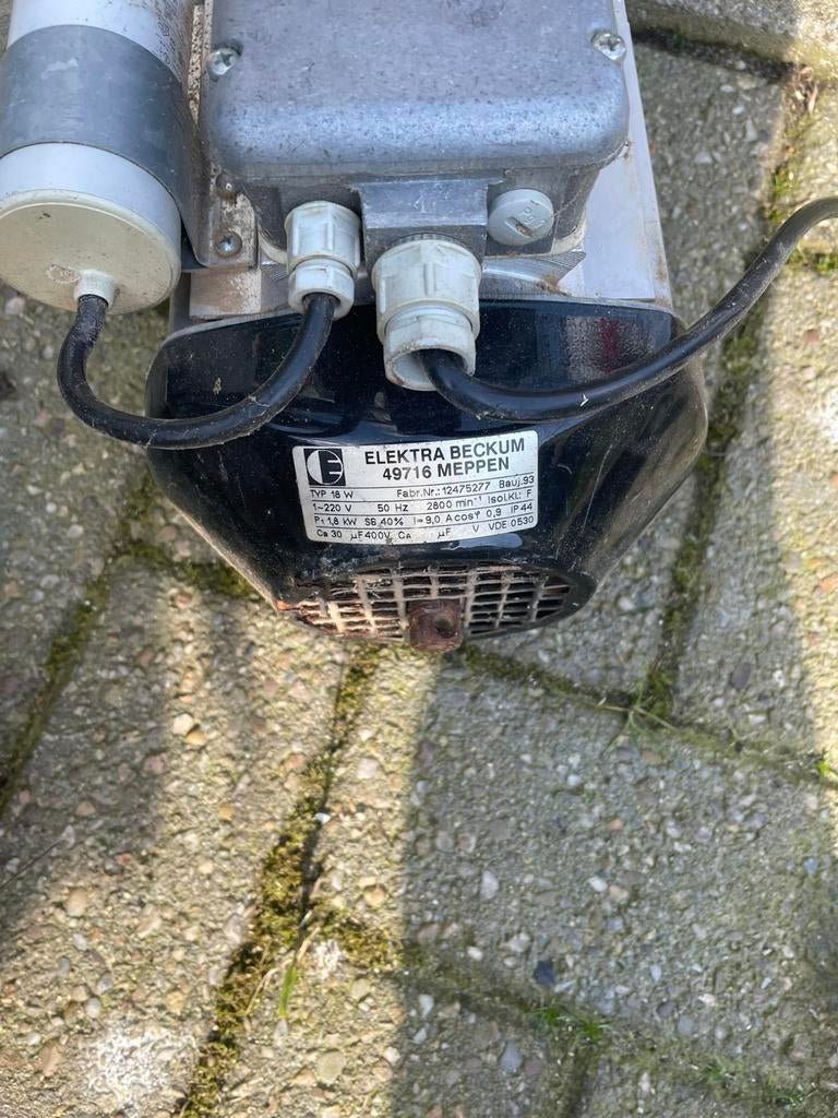 Elektromotor, Doe-het-zelf en Verbouw, Motoren, Ophalen, Gebruikt, Elektromotor, 1400 tot 1800 rpm
