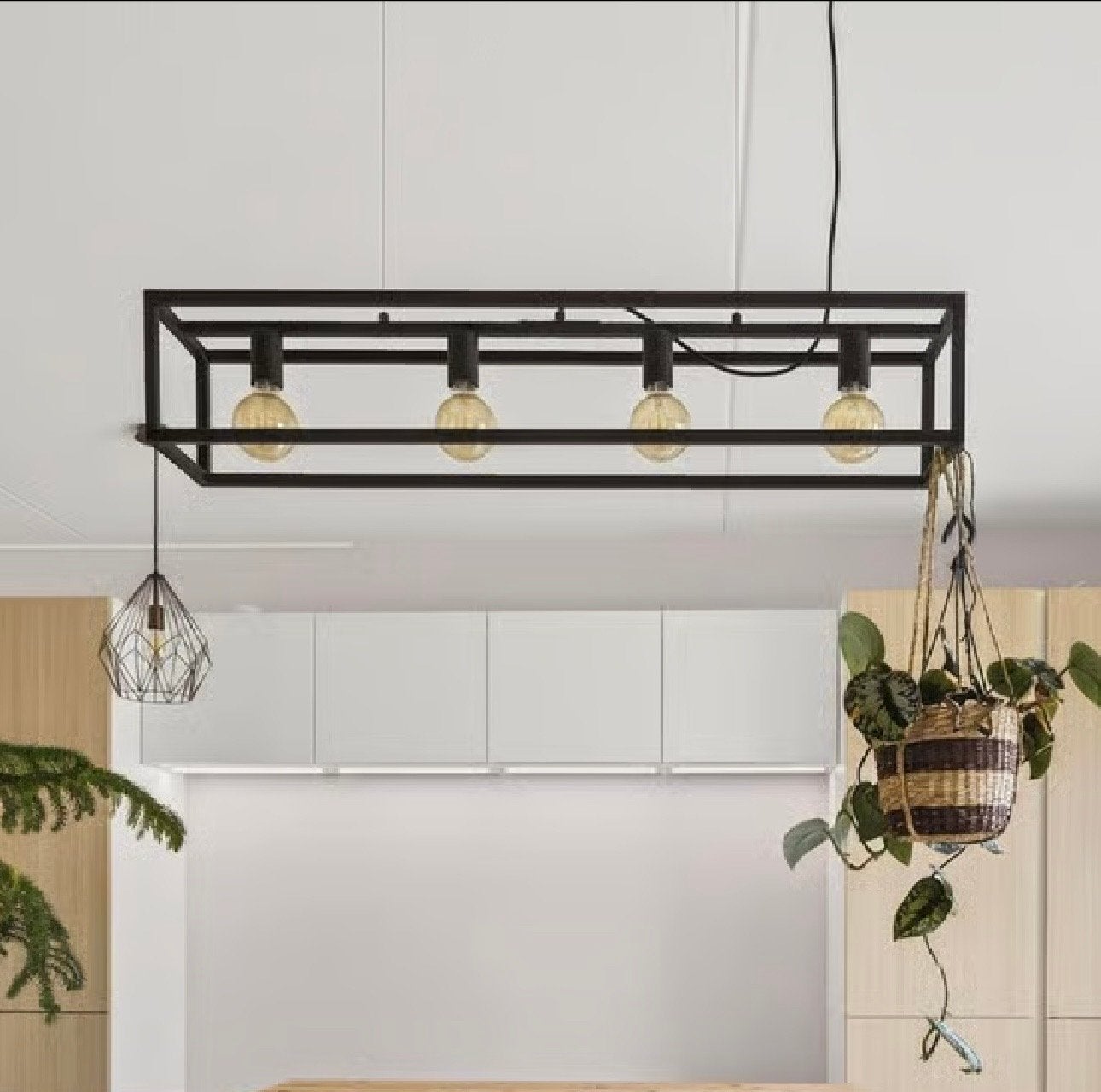 Industriële hanglamp met 4 E27 fittingen - Zwart metaal, Huis en Inrichting, Ophalen of Verzenden, Zo goed als nieuw, Metaal, E27 (groot)