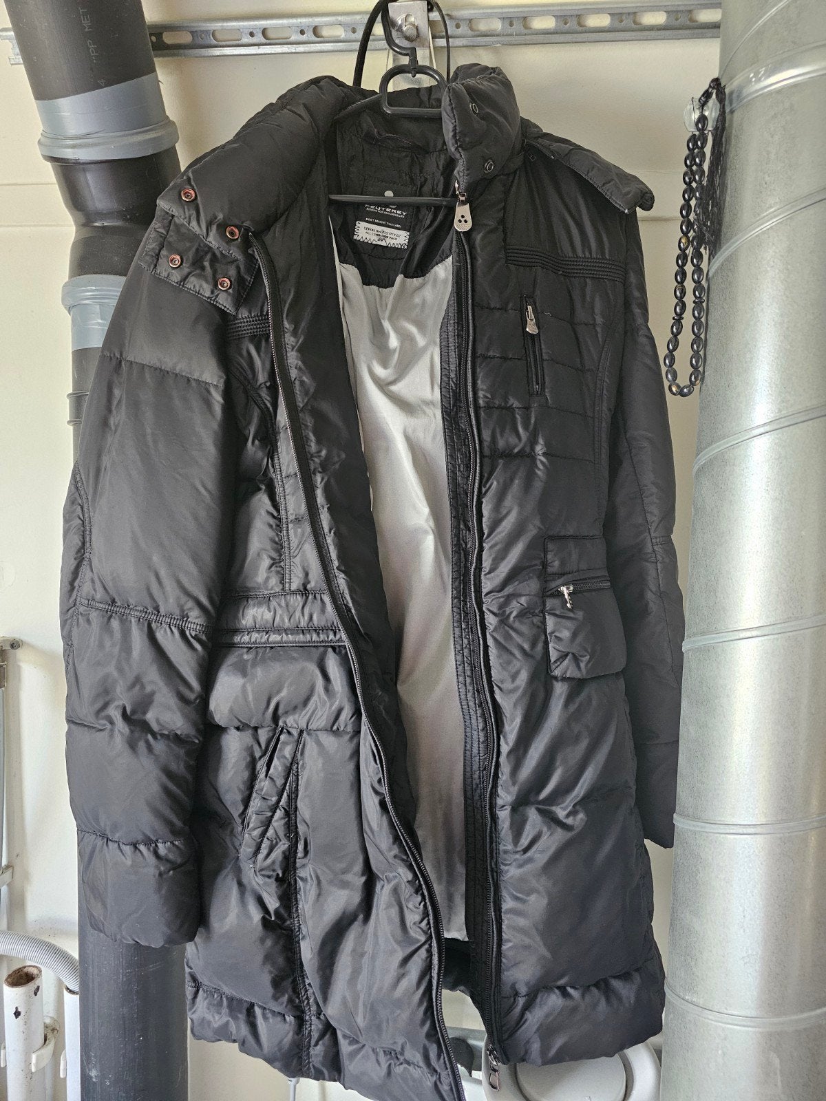 Peuterey dames winterjas - Maat M - Zo goed als nieuw, Maat 38/40 (M), Zwart, Ophalen of Verzenden, Zo goed als nieuw