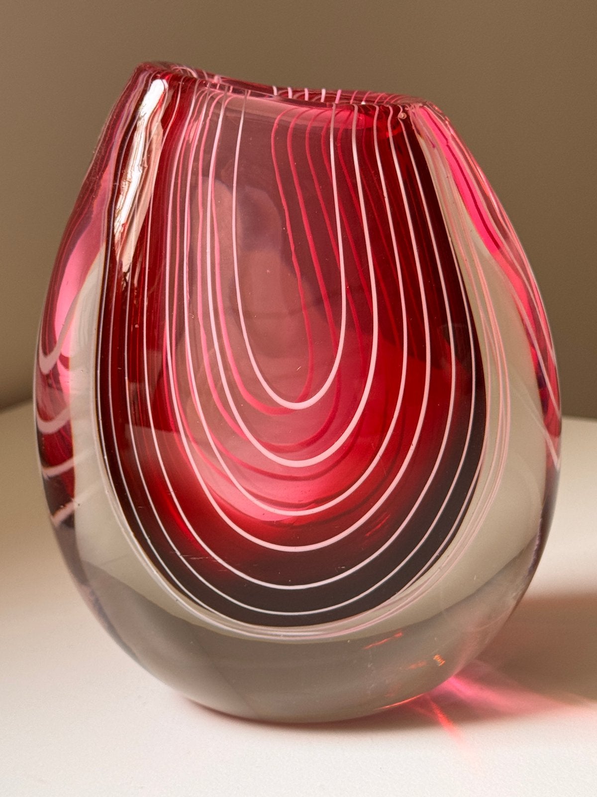 Kosta vaas Vicke Lindstrand Zebra LH1115 50er jaren, Antiek en Kunst, Ophalen of Verzenden, Glas