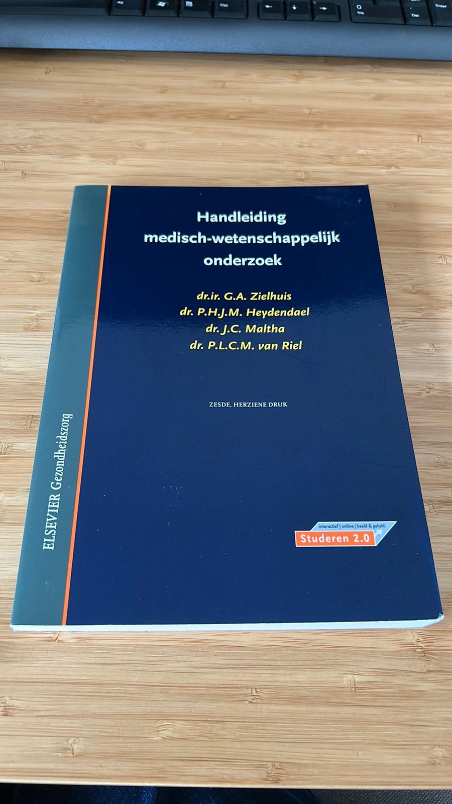 Handleiding medisch-wetenschappelijk onderzoek, Boeken, Ophalen of Verzenden, Zo goed als nieuw, G.A. Zielhuis; P.L.C.M. van Riel; J.C. Maltha; P.H.J.M. Heyen...