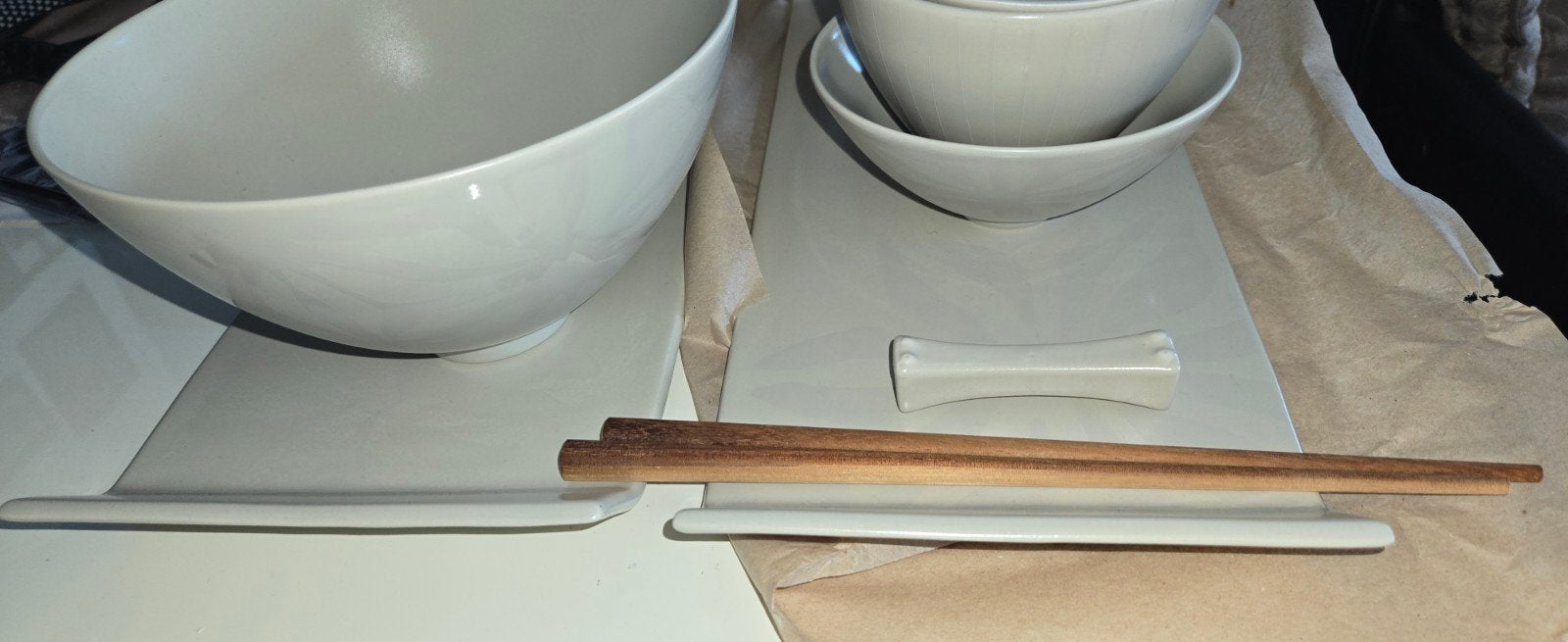 IKEA Sushi Set met Motief - Compleet Servies, Huis en Inrichting, Keuken | Servies, Gebruikt, Keramiek, Ophalen of Verzenden, Effen