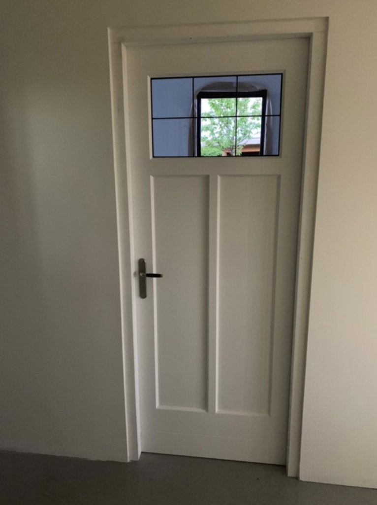 Paneeldeur met klein glas stomp | Glas mee te bestellen, Niet ingevuld, 80 tot 100 cm, Binnendeur, Niet ingevuld