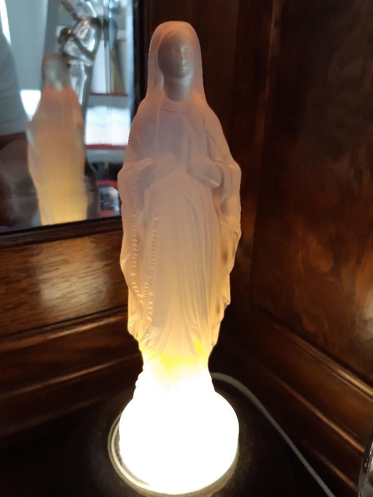 Art deco:Etling madonna beeld opalescence glas 1930/40 21 cm, Ophalen